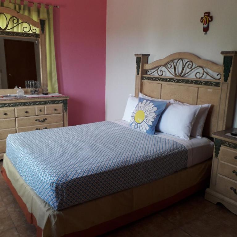 Familia Sosa Suazo - Deluxe Room (2 Adults + 1 Child) - 8