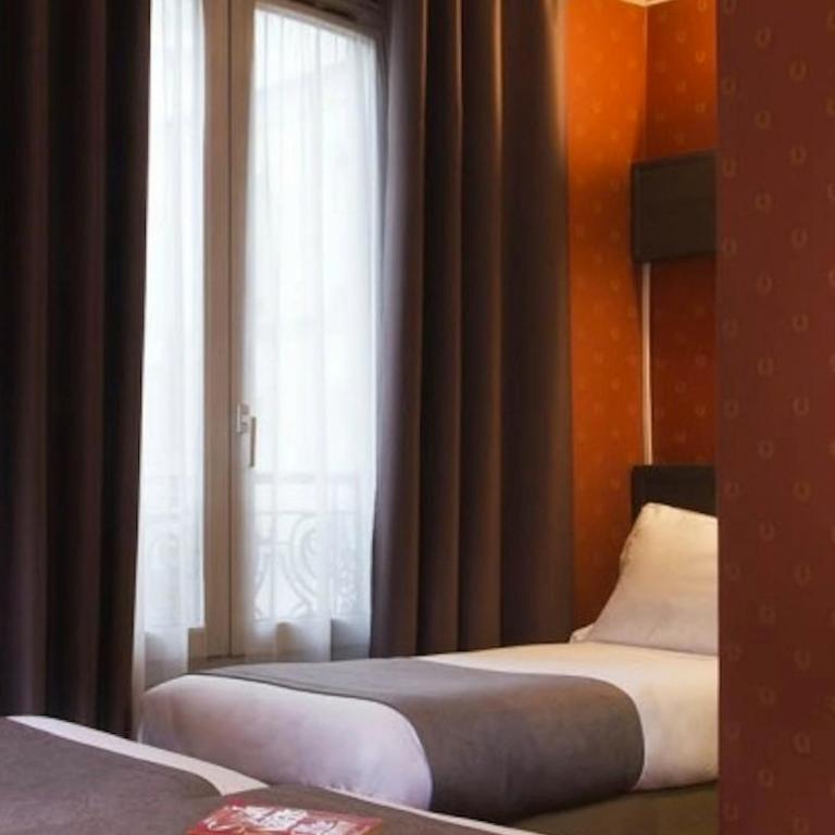 Home Latin - Chambre Triple avec 2 Lits - 1