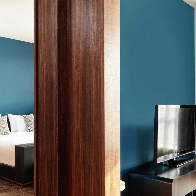 Metropol Palace, Belgrade - Family Room - 3