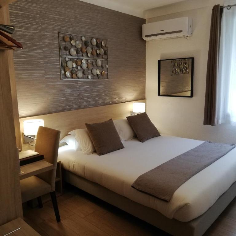 Hotel Miramar- Cap d'Antibes - La Garoupe plage - Chambre Double Classique - 3