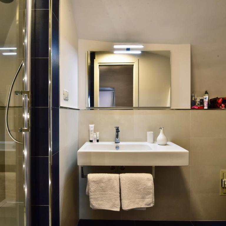 Badia Apartment - One-Bedroom Apartment with Terrace - 19