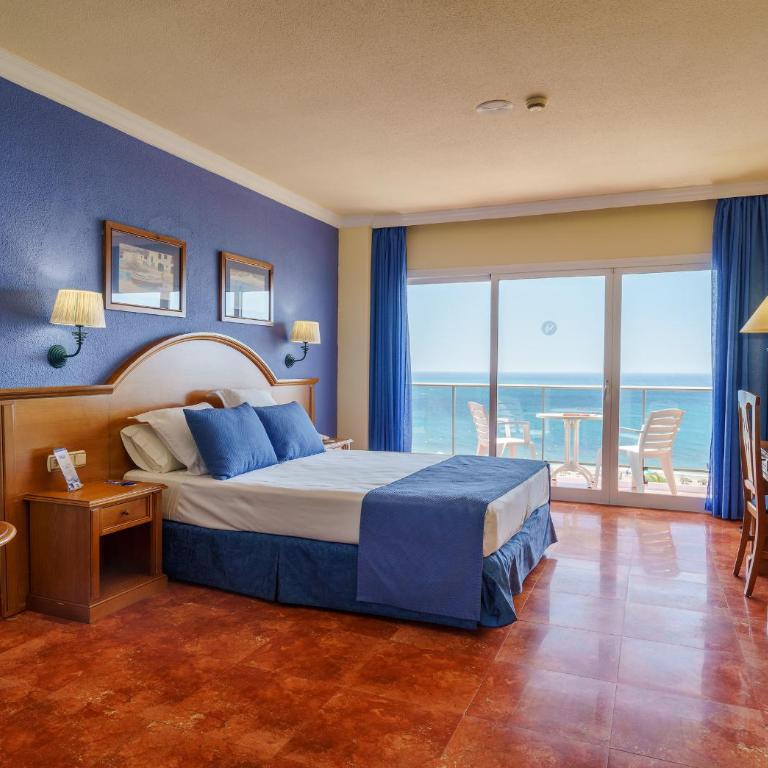 Hotel Isabel - Habitación Doble Superior con vistas al mar - 2 camas - 4