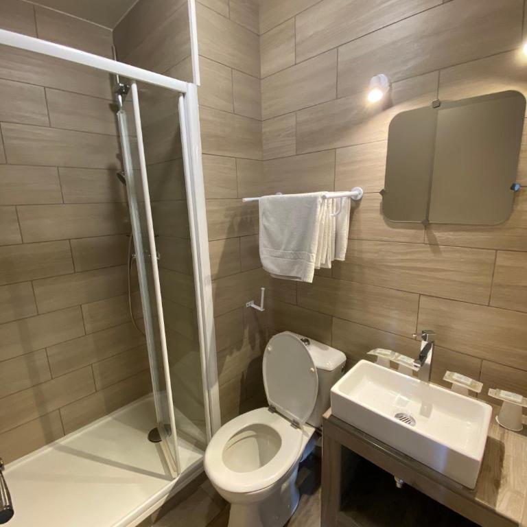 Angleterre Hotel - Chambre Triple - 12