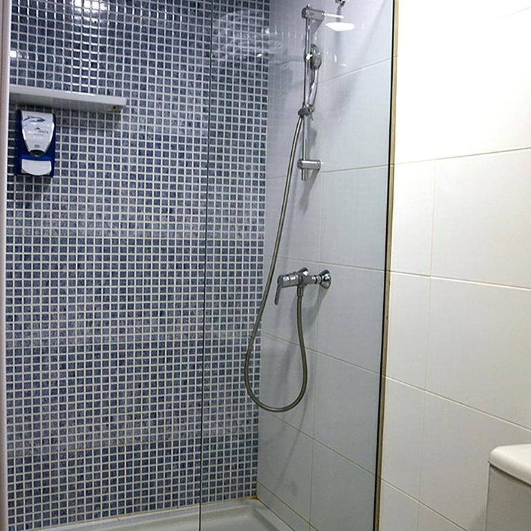 Hotel Grecs - Habitación Doble - 1 o 2 camas - 4