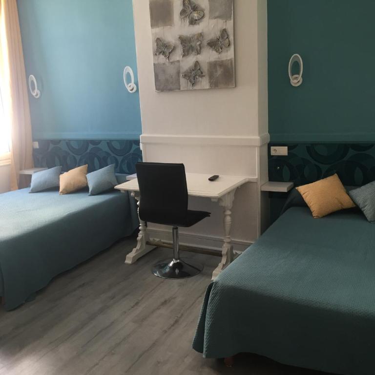 Hotel Au Chapon Fin - Chambre Quadruple - 3