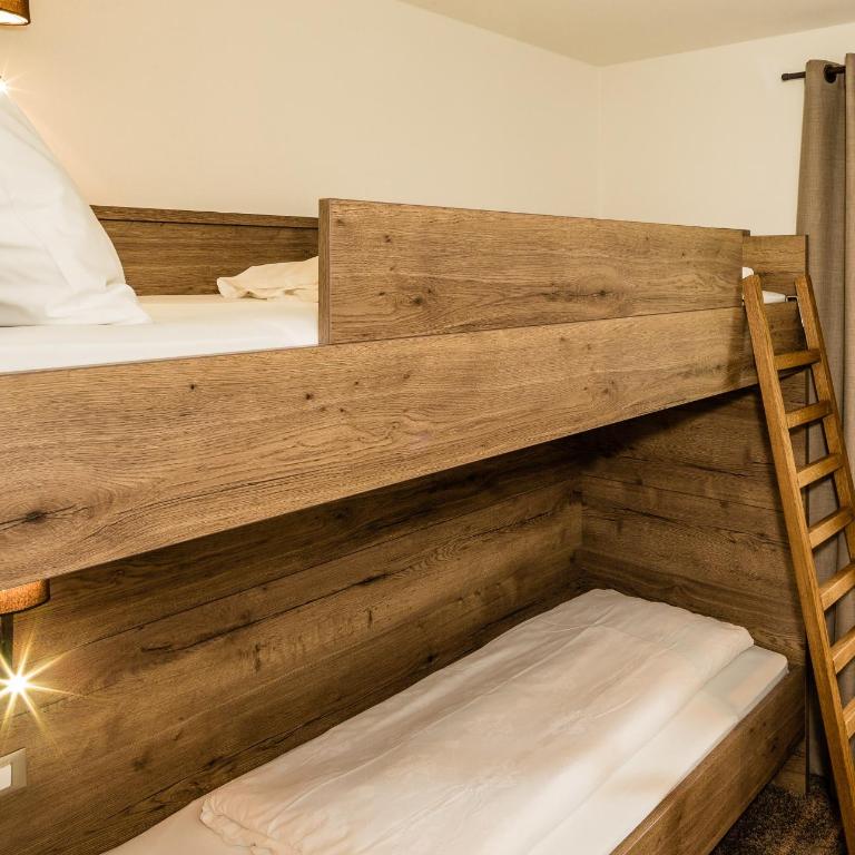 Hotel Touring Dolomites - Camera Familiare - 2