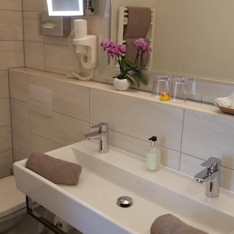 Landhotel Böld Oberammergau - Economy Doppelzimmer - 1