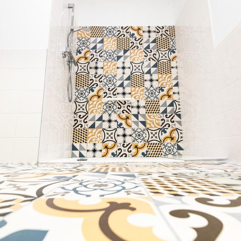 Le Couvent - Hostel - Lit dans Dortoir Mixte de 8 Lits - 4