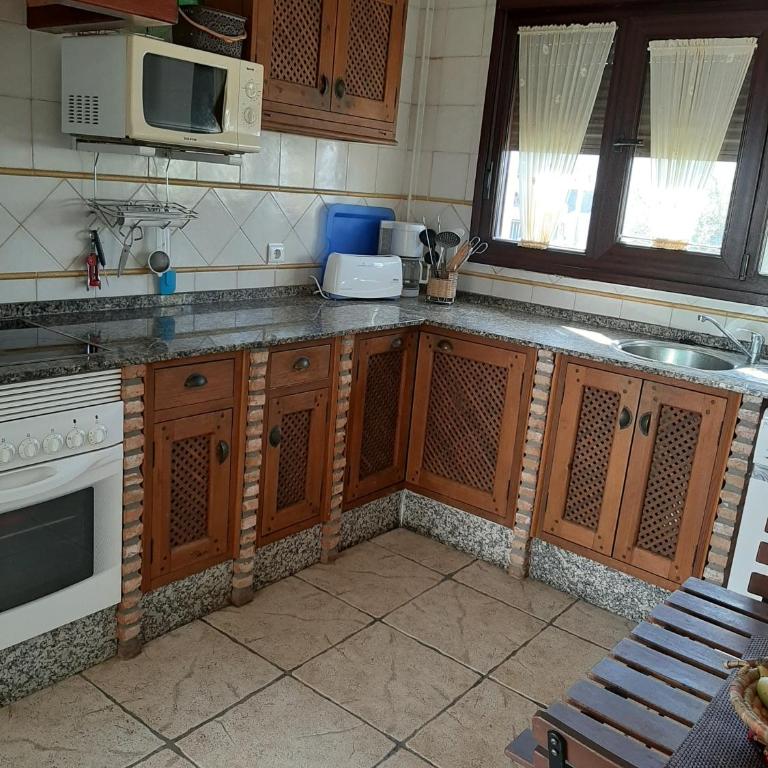 Chalet individual en el pueblo de Zahara - Casa de 3 dormitorios - 10