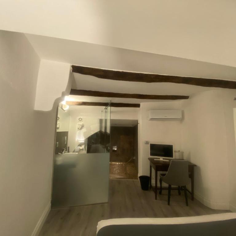 WELLNESS HM wellness home By Dimorra - Three-Bedroom Apartment - 12
