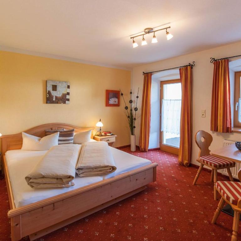 Gästehaus Wöberlerhof - Doppelzimmer mit Balkon - 4