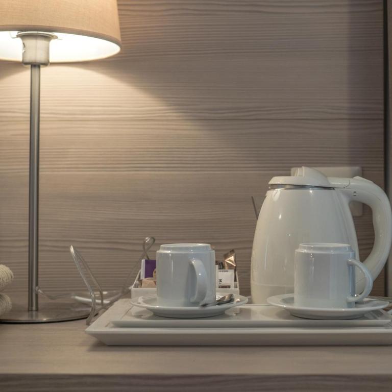 Hotel Capo Reamol - Suite con Balcone e Vista Lago - 11