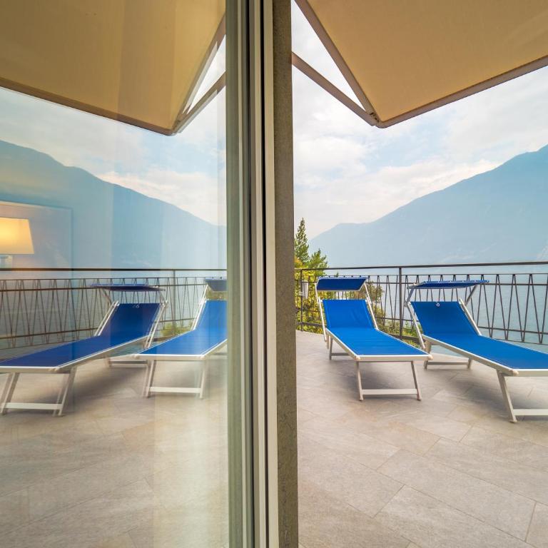 Hotel Capo Reamol - Junior Suite con Terrazza e Vista Lago - 4