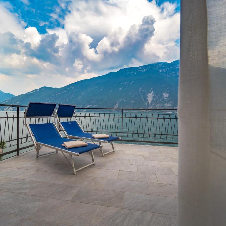 Hotel Capo Reamol - Camera Ampia Doppia con Letti Singoli con Terrazza e Vista Lago - 2