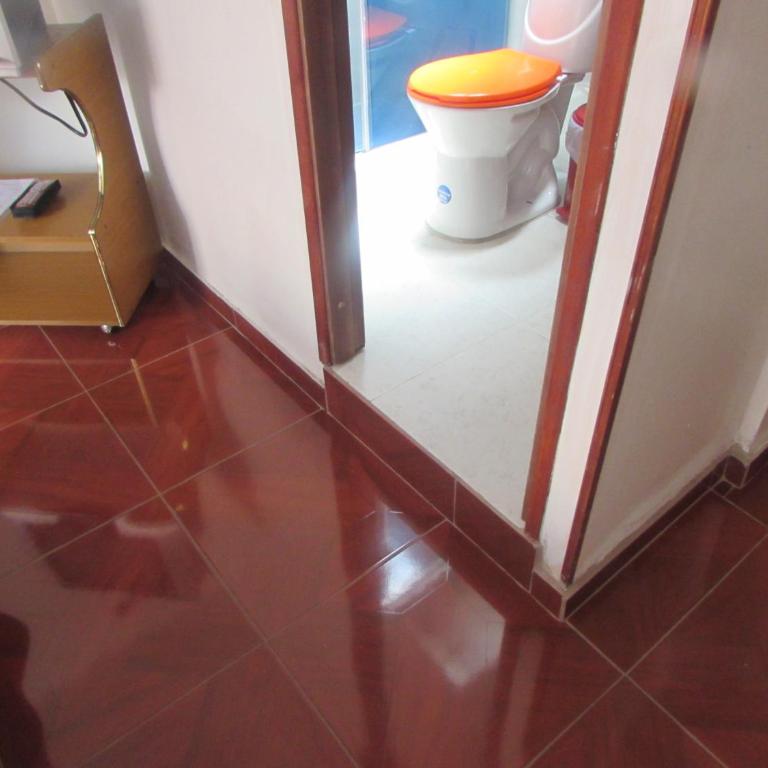Touristic House - Habitación Doble con baño privado - 1 o 2 camas - 13