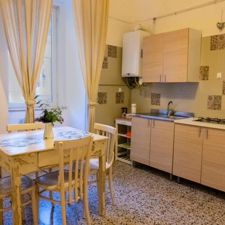 Cittadella28 Like at Home - Camera Tripla con Bagno Privato - 4