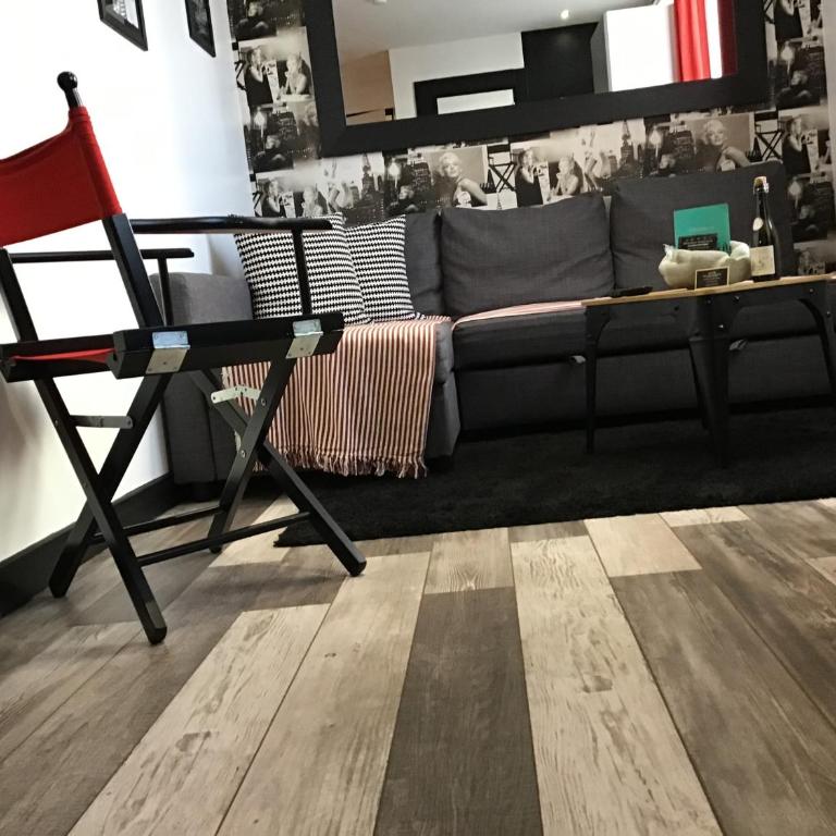 Appartement Cinéma vidéo-projecteur et garage - Appartement avec Douche - 9