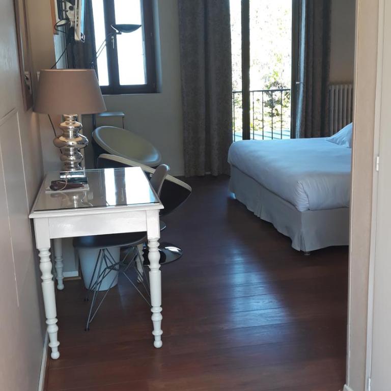 L'Oasis - Superior Double Room with Balcony - Lake or Park View - 20