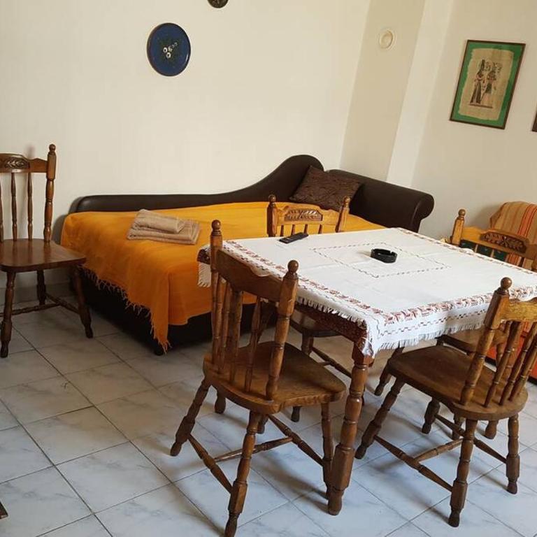 A modest place - Apartman - Prizemlje - 1