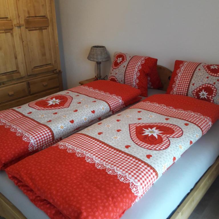Touring Chez Georges - Two-Bedroom Apartment - 6