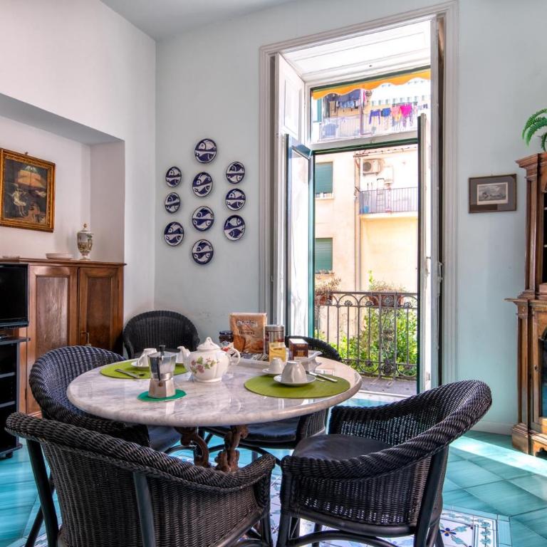 Amalfi Centre Flats - Apartment with Balcony - 26