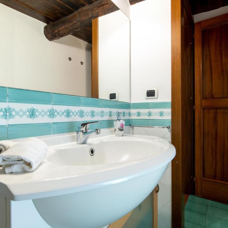 Amalfi Centre Flats - Apartment with Balcony - 40