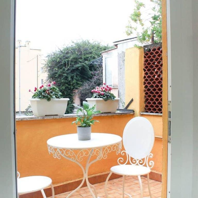 Bright Cozy Studio Trastevere - Monolocale con Balcone - 4