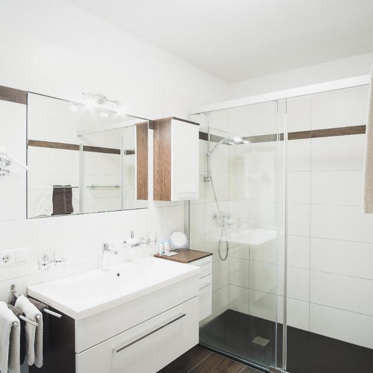 Apartment Sunshine - Apartment mit 2 Schlafzimmern und Terrasse - 7
