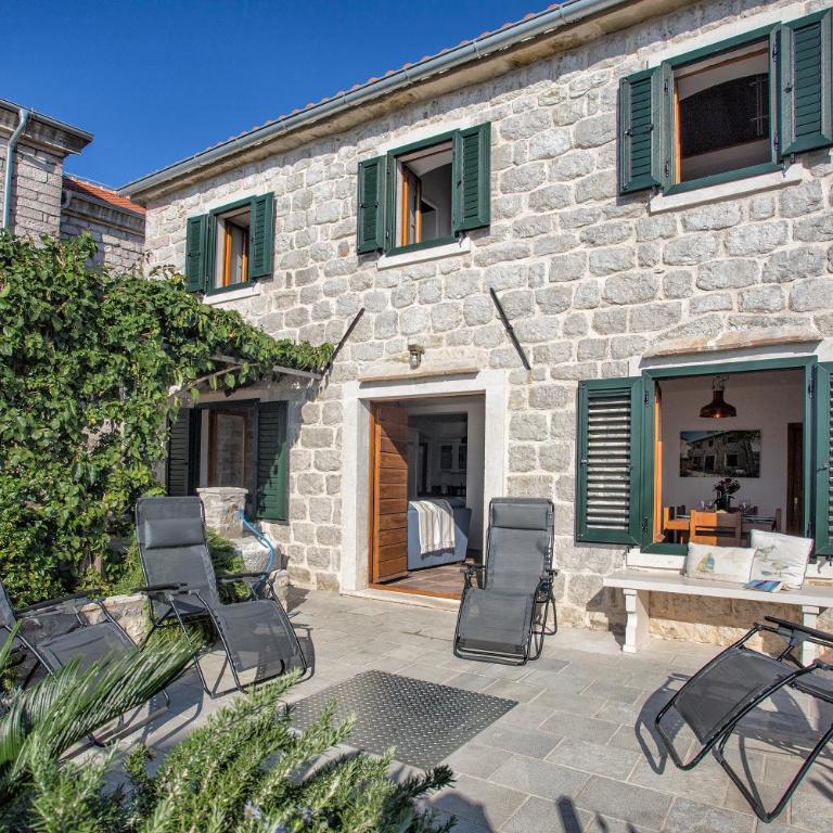Villa Ruza, Donja Lastva - Vila - pored Plaže - 5