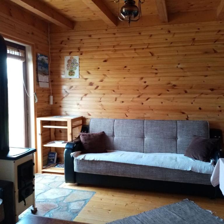 Orange House in nature - One-Bedroom House - 10