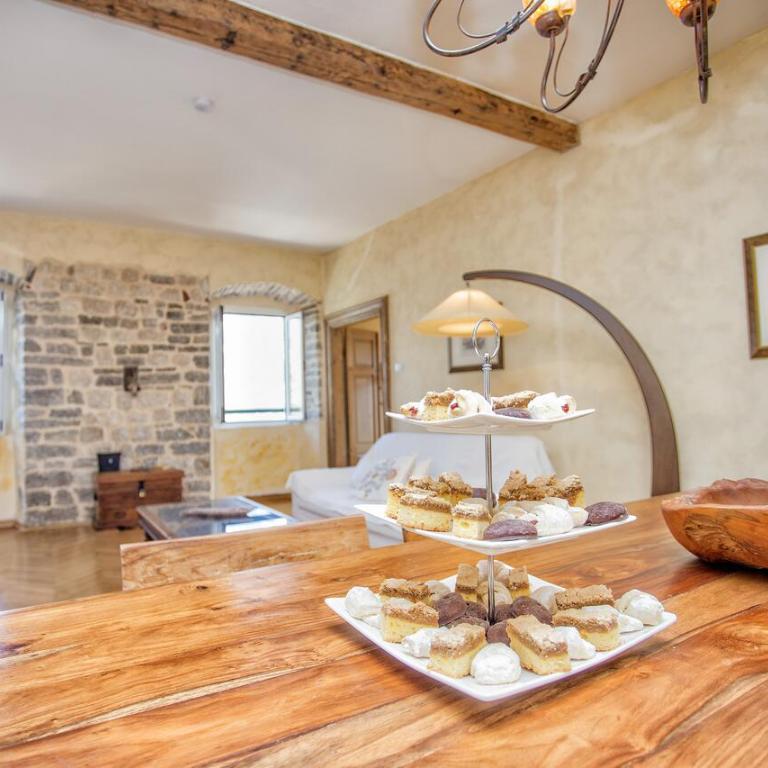 The Stone House, Prcanj 165 - Three-Bedroom Apartment with Sea View - 32