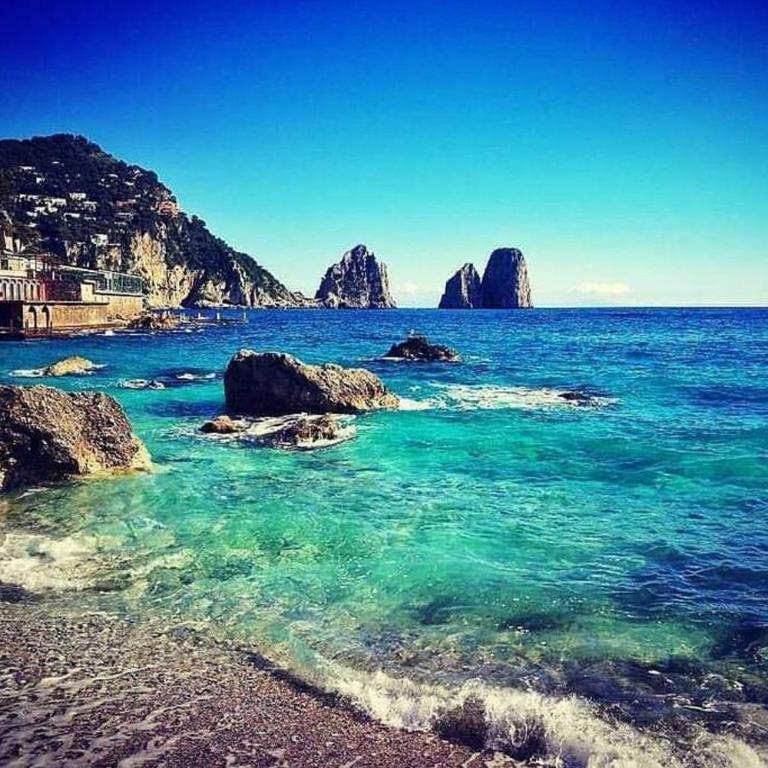 VILLA PISANI PISCINA GIARDINO TERRAZZI PANORAMICI SU CAPRI - Villa - 60