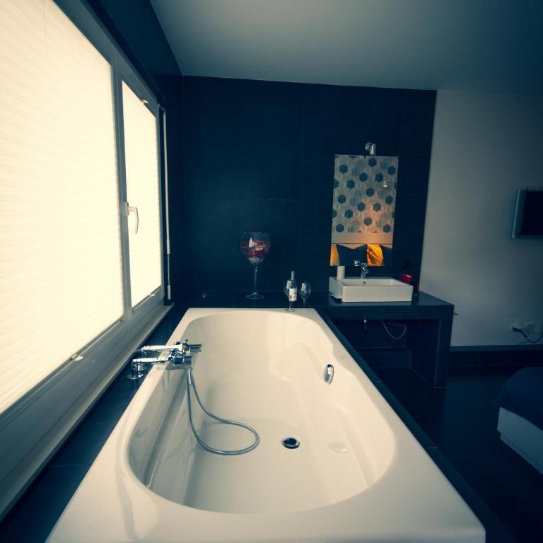 Chambre d'hôte Valère - Deluxe Zimmer mit Kingsize-Bett - 8