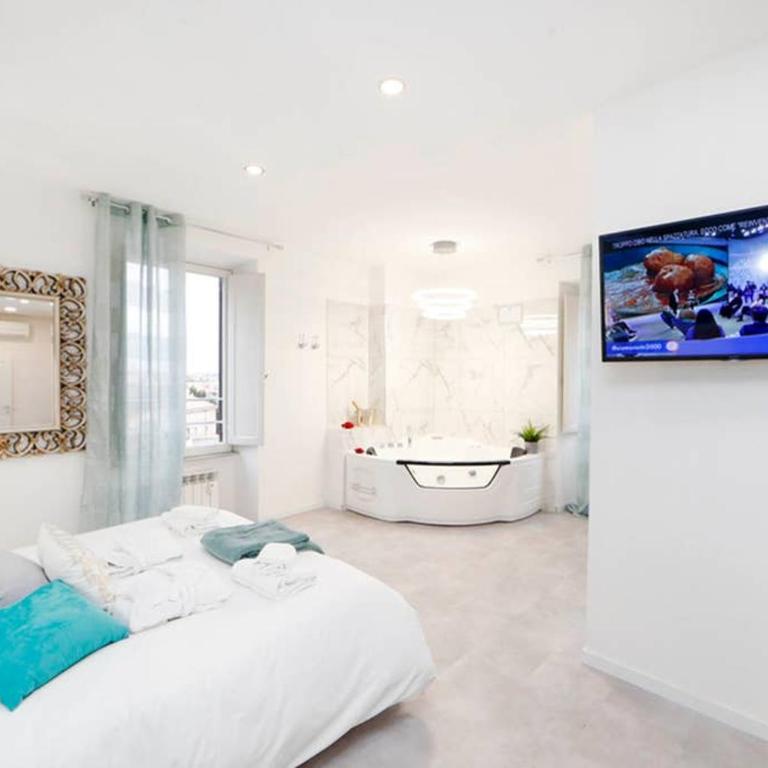 White Panoramic Jacuzzi Suite Trastevere - Monolocale Superior - 16