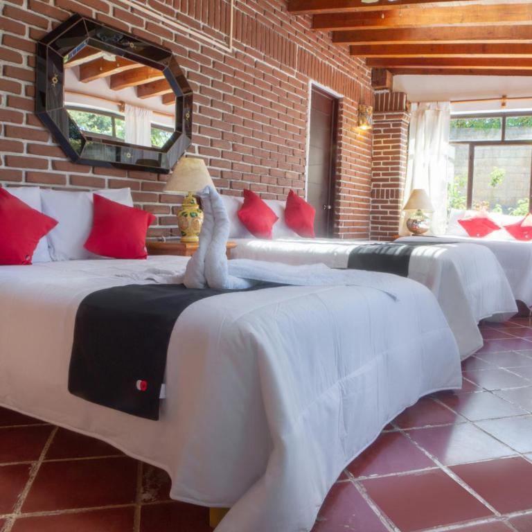 Valle Dorado - Family Room - 5