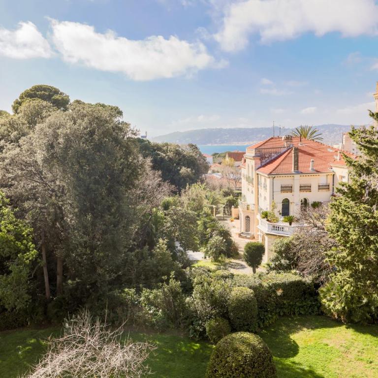 LE CHATEAU DE LA PINEDE AP4198 by Riviera Holiday Homes - Apartamento con terraza - 32