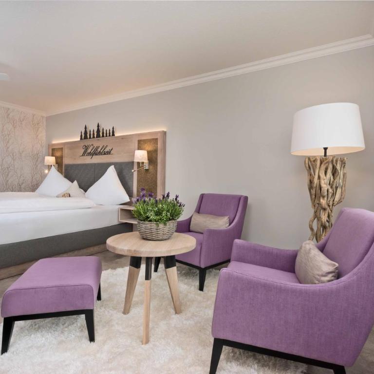 Fichtenwald-Ihr Boutique I Glück`s Hotel - Ihr Kraftort - Wasserwelten Bad Füssing - Premium Doppelzimmer mit Balkon - 9
