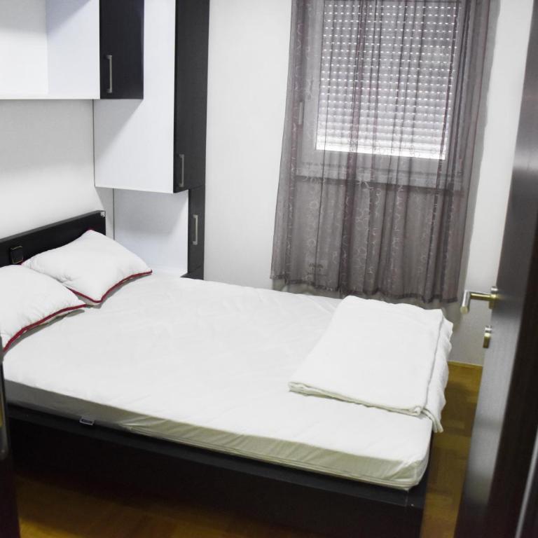 R Apartment - Apartman sa 2 Spavaće Sobe - 2