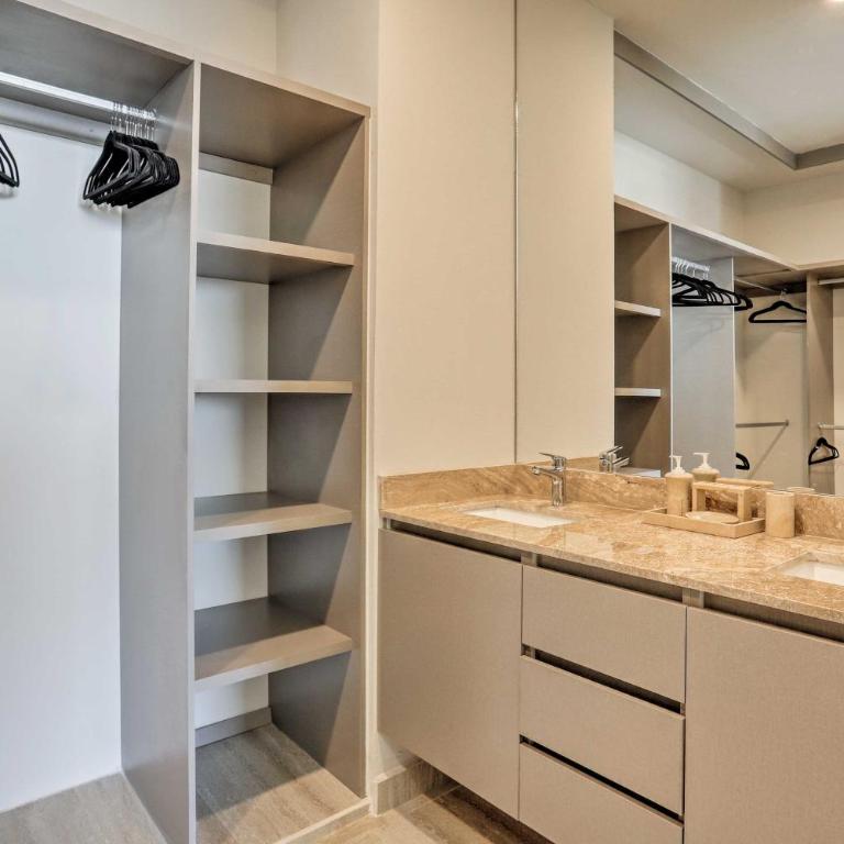 Luxe Cabo Condo w/ Ocean Views + Amenities! - Apartamento - 15