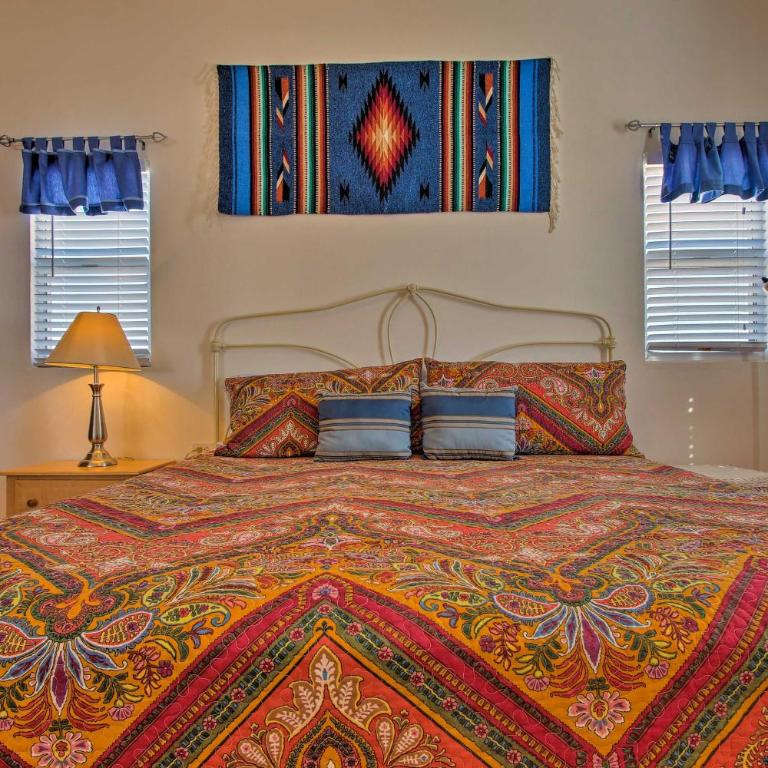 Charming Las Conchas Home w/ Patio: Steps to Beach - Casa - 12