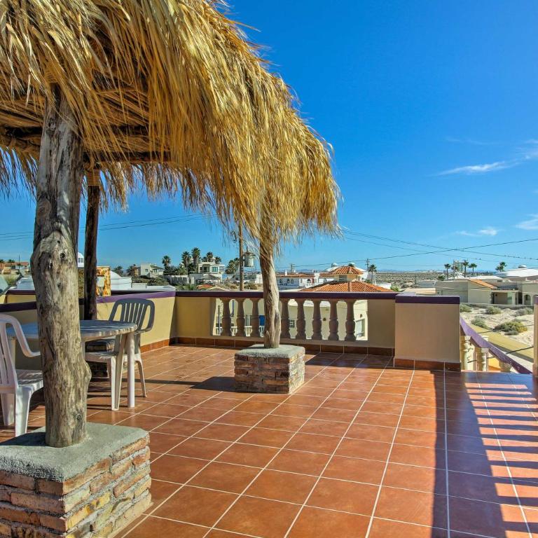 Charming Las Conchas Home w/ Patio: Steps to Beach - Casa - 17
