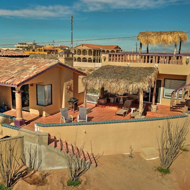 Charming Las Conchas Home w/ Patio: Steps to Beach - Casa - 20