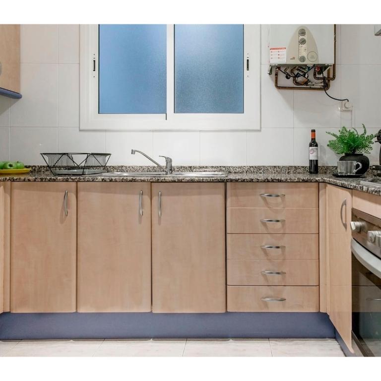 CENTRAL STYLISH EIXAMPLE - Casa Antonio By MyRentalHost - Apartamento con 4 dormitorios - 6