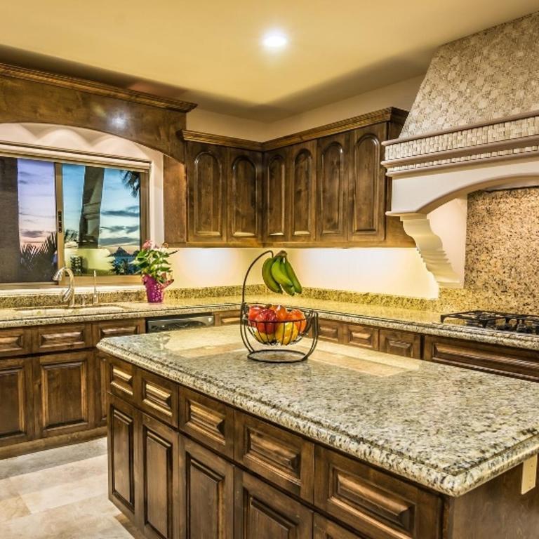 Cabo Hacienda w/ Private Pool & Rooftop Terrace! - Casa - 5