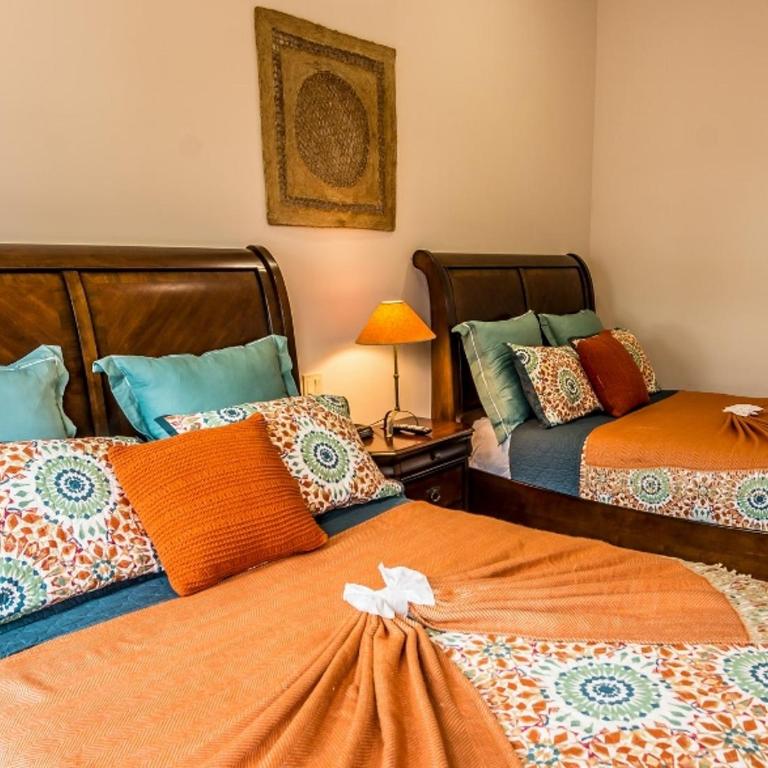 Cabo Hacienda w/ Private Pool & Rooftop Terrace! - Casa - 8