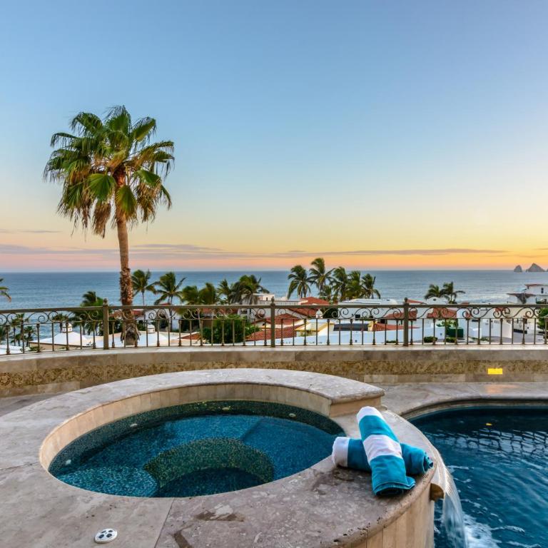 Cabo Hacienda w/ Private Pool & Rooftop Terrace! - Casa - 22
