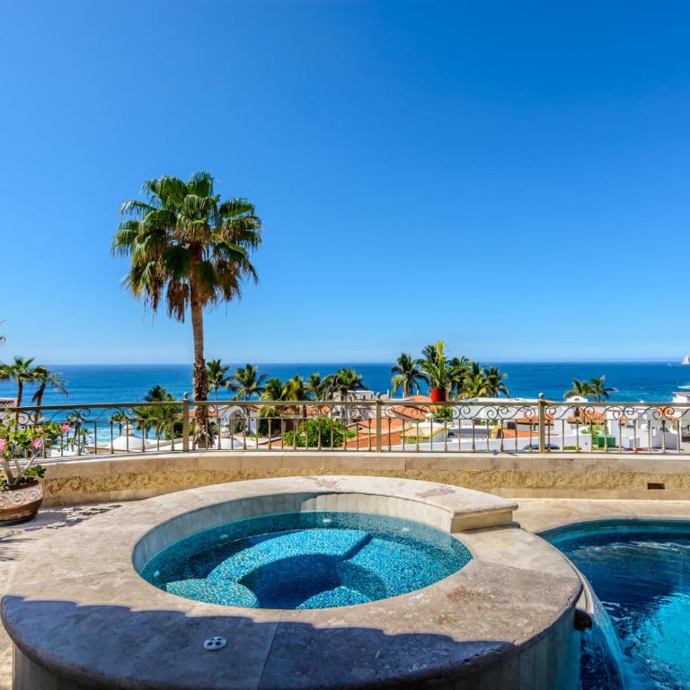 Cabo Hacienda w/ Private Pool & Rooftop Terrace! - Casa - 25