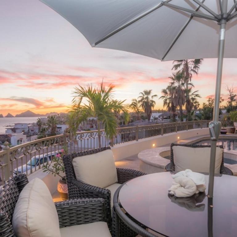 Cabo Hacienda w/ Private Pool & Rooftop Terrace! - Casa - 24