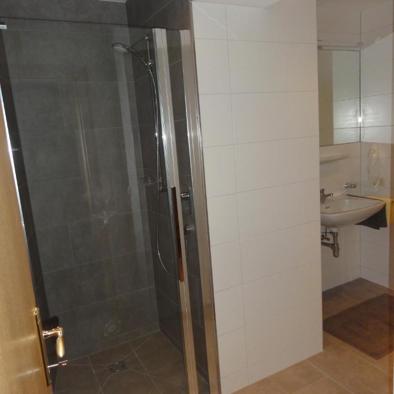 Haus Rätia - Appartement 2 Chambres avec Balcon - 14