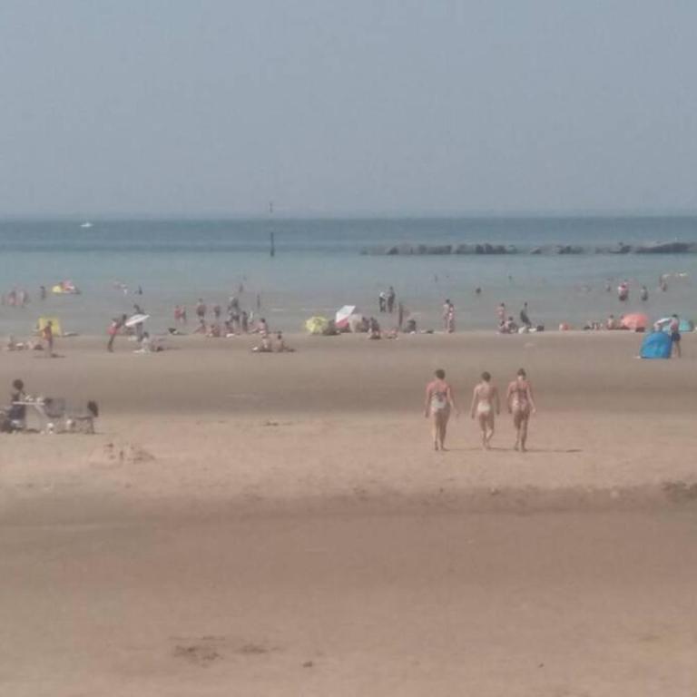 Centre de Dunkerque, Appartement RDC, 2 personnes, parking privé - Apartment - Erdgeschoss - 49